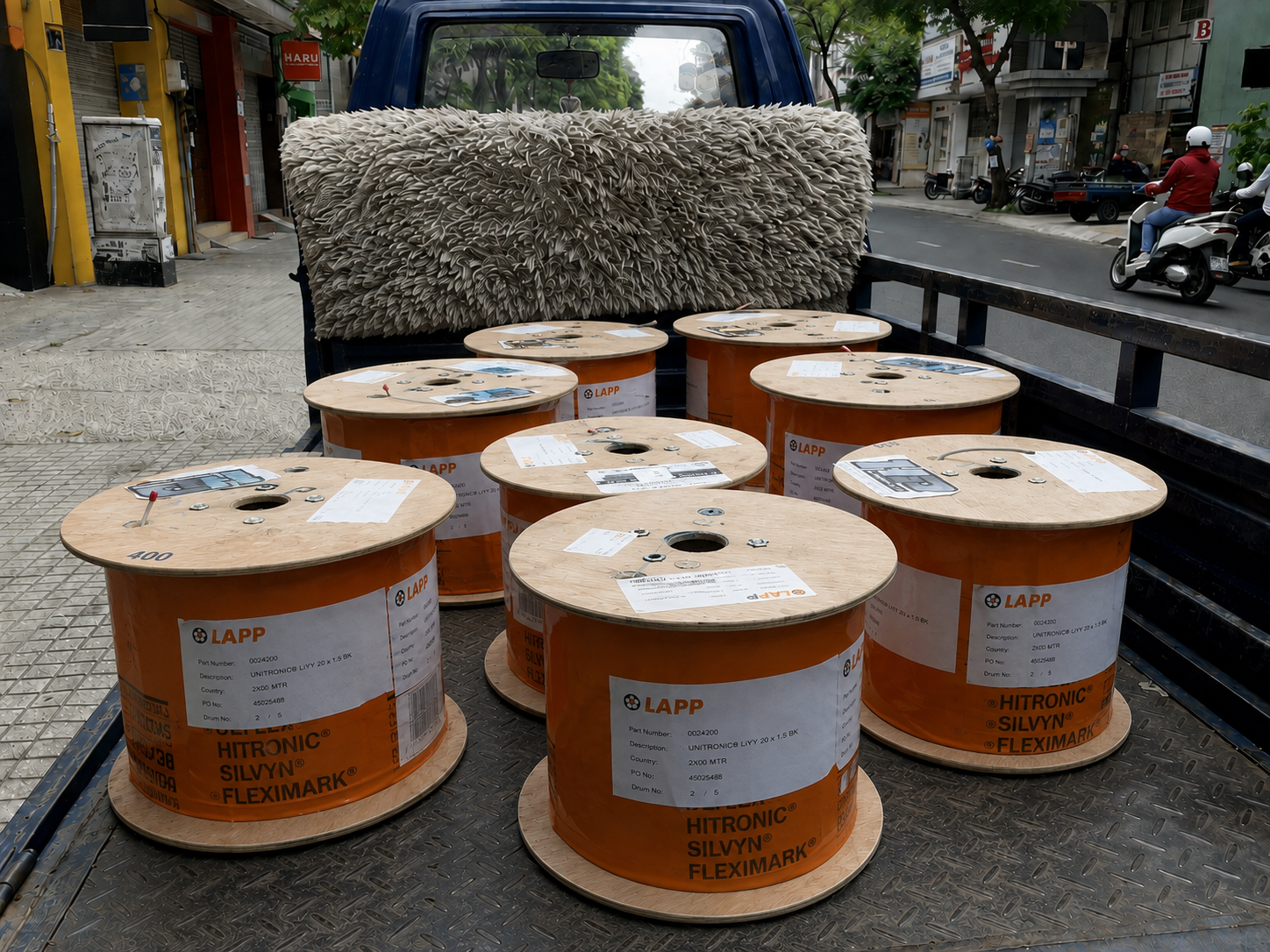 Các cuộn cáp LAPP thực tế được Hào Phú chuẩn bị giao hàng