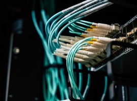Tốc độ lắp đặt hệ thống cáp DataCenter: Đưa tính năng 