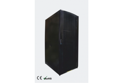 Tủ Đứng Có Hệ Thống Thẻ Từ Norden – Giải Pháp Quản Lý An Ninh Hiện Đại Cho Trung Tâm Dữ Liệu